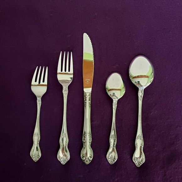 Easterling Valhalla Stainless Flatware 5 Piece Place Setting Glossy Scrolls - Picture 3 of 4